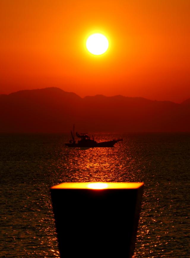 江の島　日の出